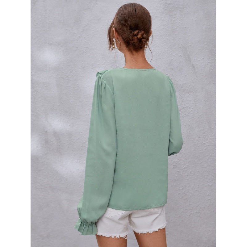 Men's Green V Neck Pullover Chiffon Shirt Crafted From Polyester Fiber For Everyday Wear And Travel Comfort