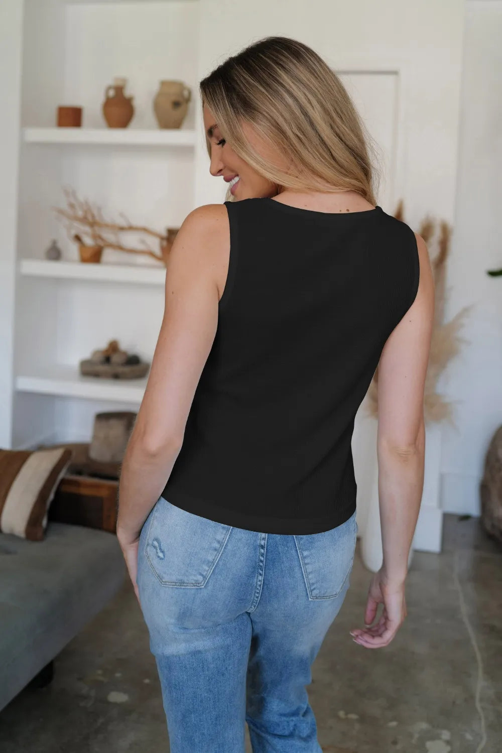 53efd50e-ba90-45b5-832e-fdde1f7da9a8-Max